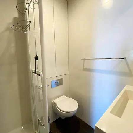 아파트 Apartment In Nieuwpoort With Terrace 니우포르트